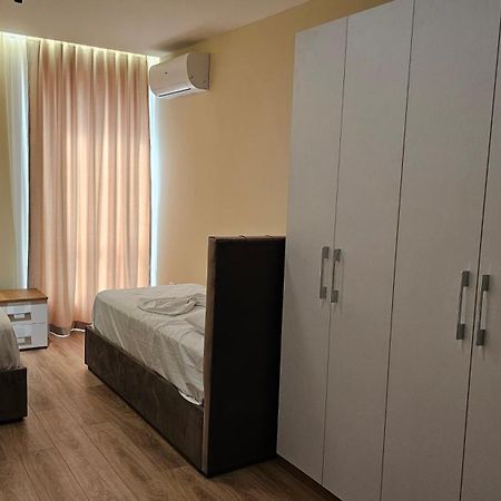 Tirana Airport Apartment Kültér fotó