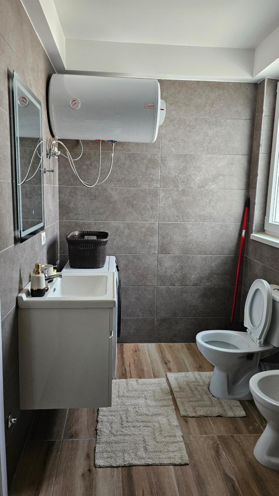Tirana Airport Apartment Kültér fotó